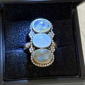 Sterling silver Crawler with Blue flash Labradorite and Moonstone. Size 8